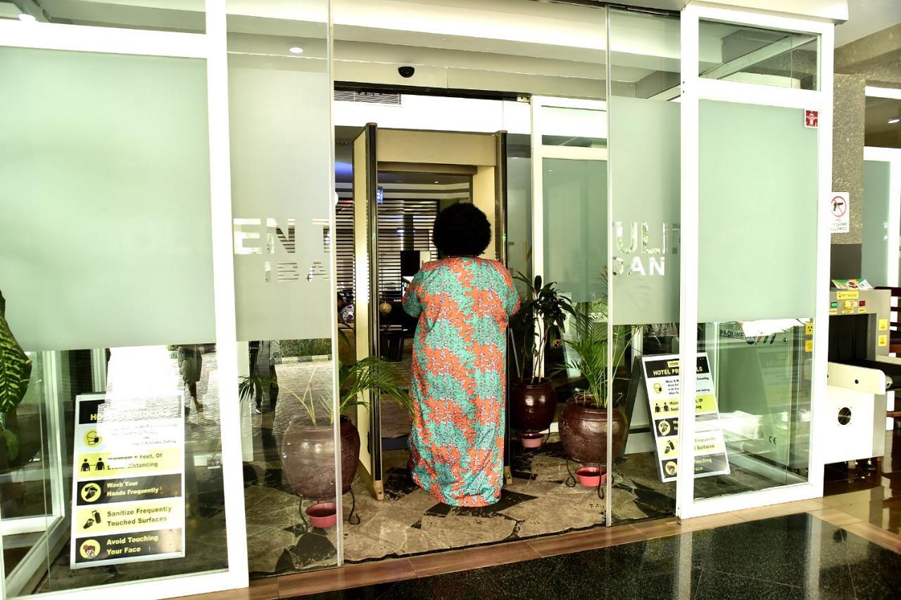 Hotel Golden Tulip Ibadan Esterno foto