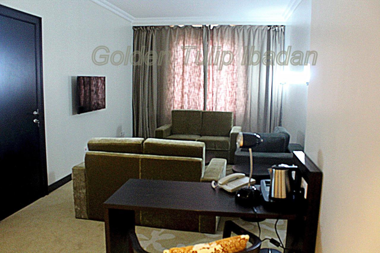 Hotel Golden Tulip Ibadan Esterno foto