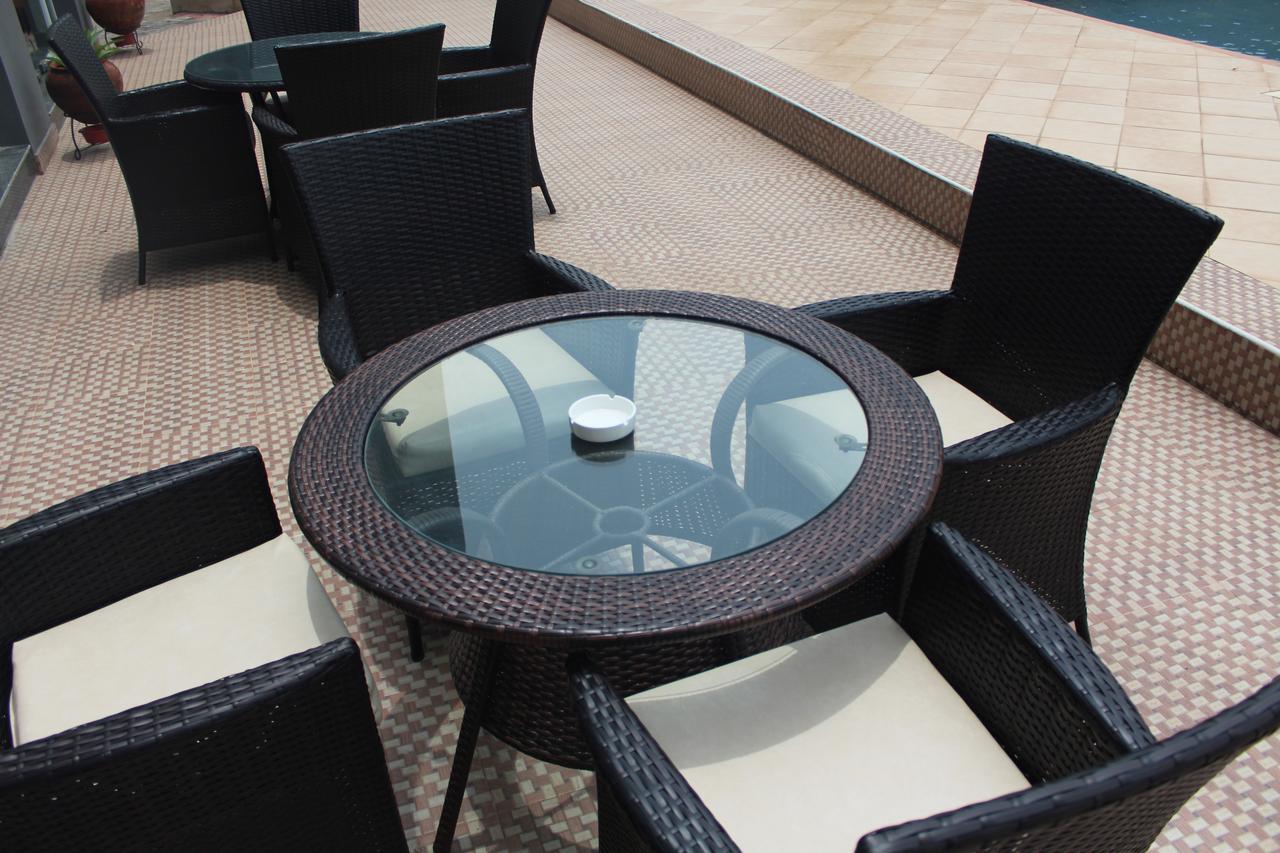 Hotel Golden Tulip Ibadan Esterno foto